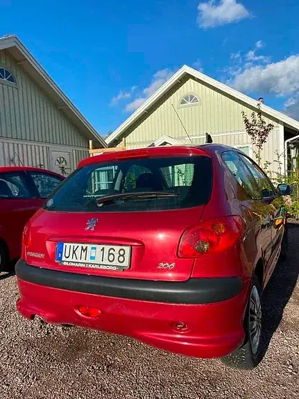 Peugeot 206 2004 photo 2