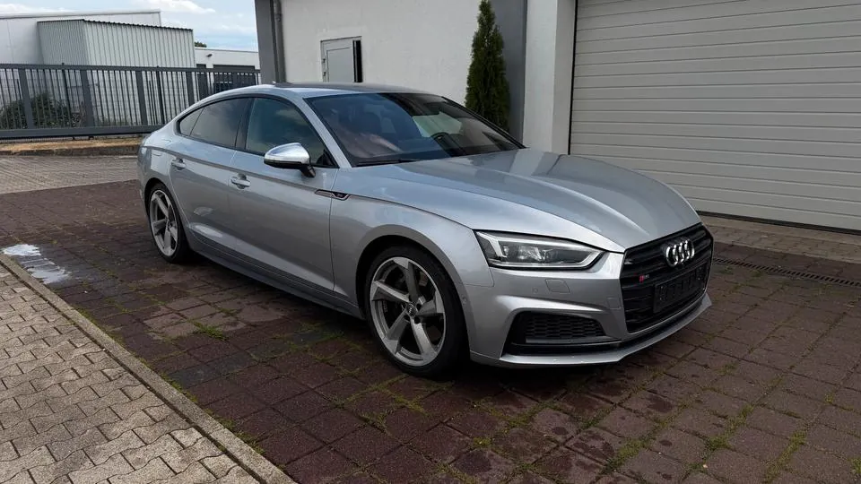Audi S5