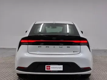 Toyota Prius 2023 photo 5