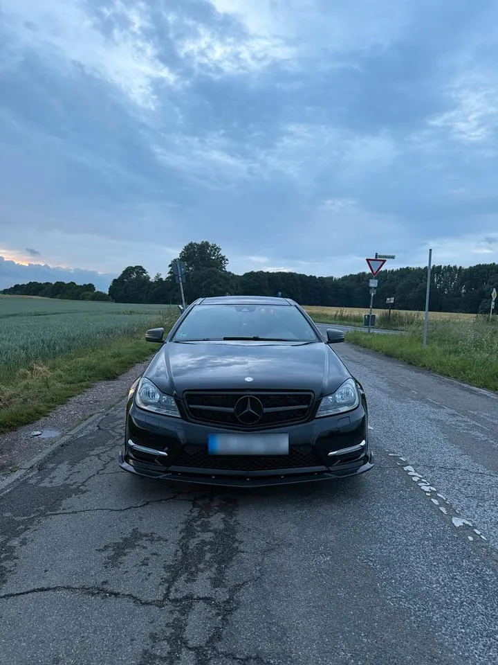 Mercedes-Benz C350