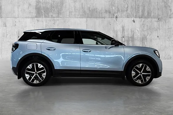 Ford Explorer 2026 photo 4