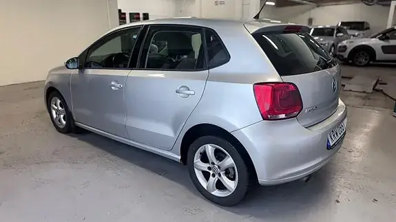 Volkswagen Polo 2010 photo 4