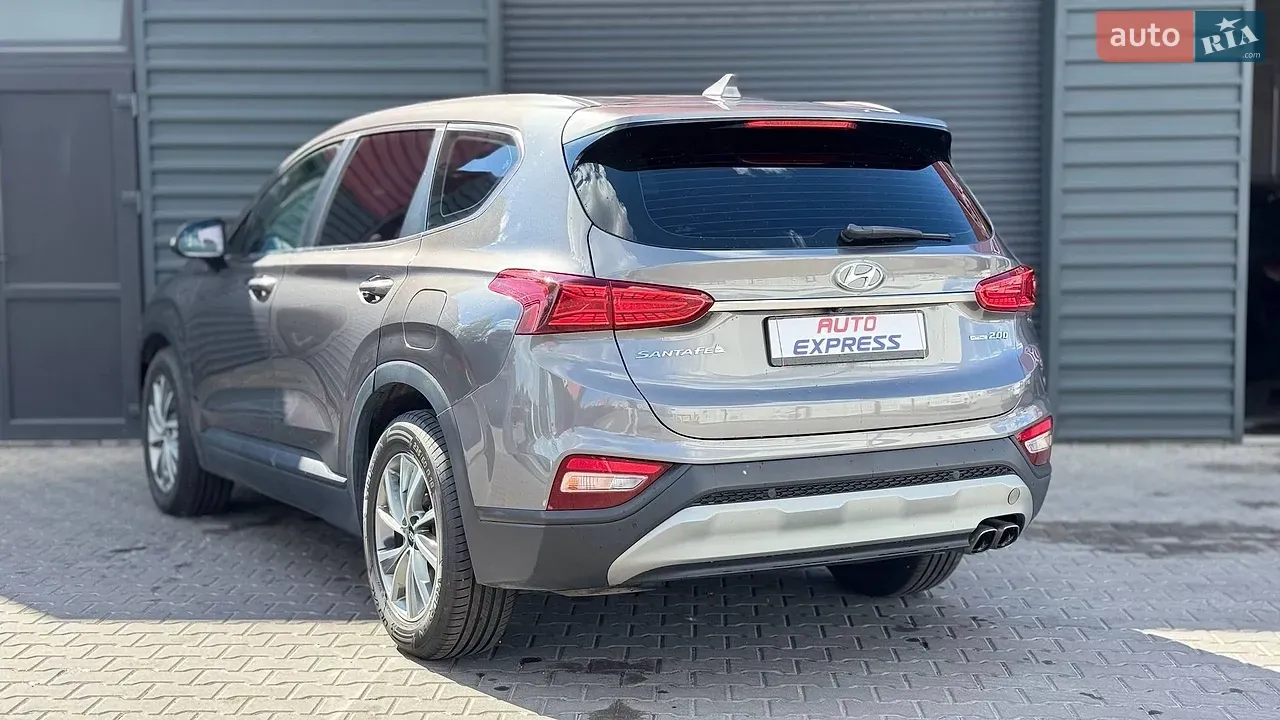 Hyundai Santa Fe 2019 photo 5
