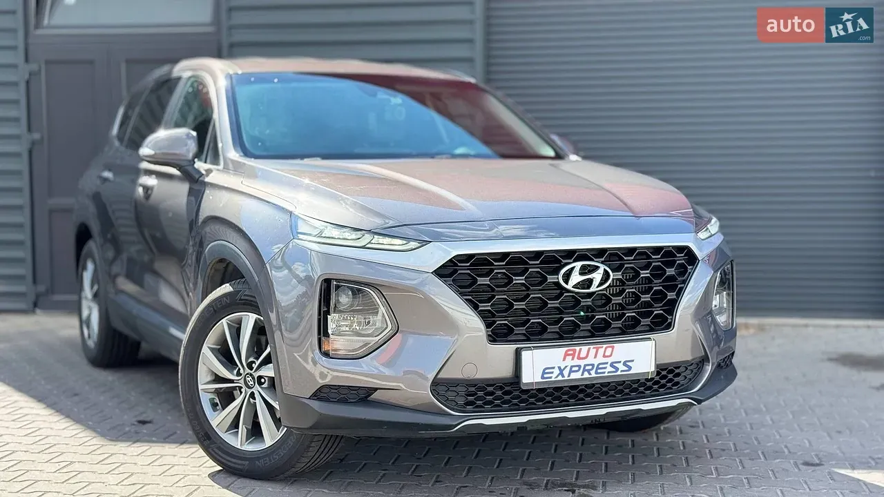 Hyundai Santa Fe 2019 photo 3
