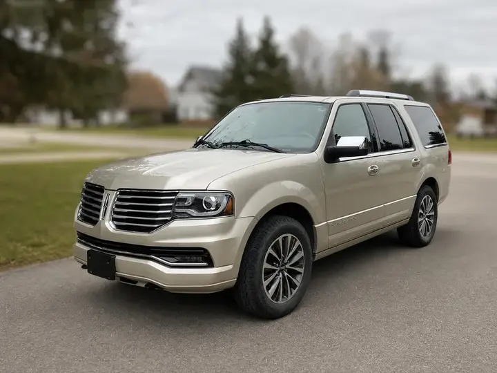 Lincoln Navigator