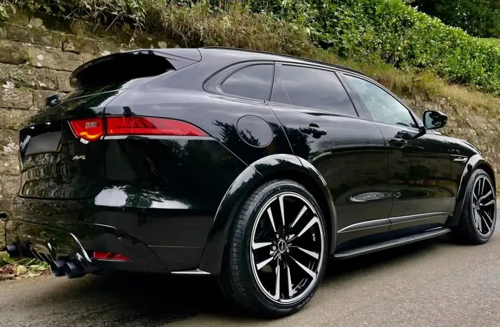 Jaguar F-Pace