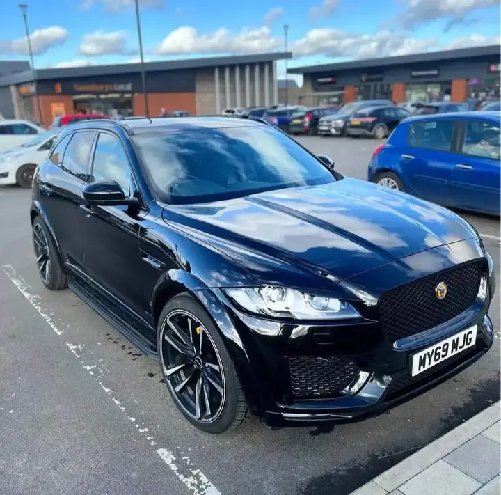 Jaguar F-Pace 2019 photo 4