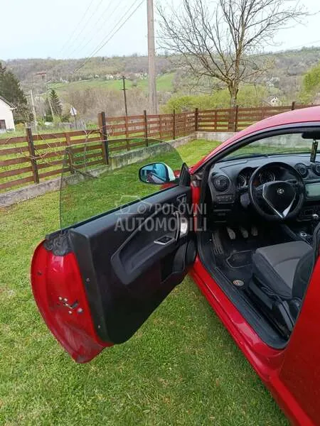 Alfa Romeo Mito 2014 photo 5