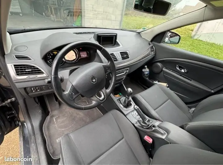 Renault Megane 2013 photo 3