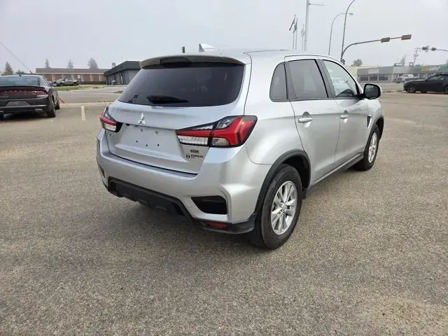 Mitsubishi Rvr 2024 photo 5
