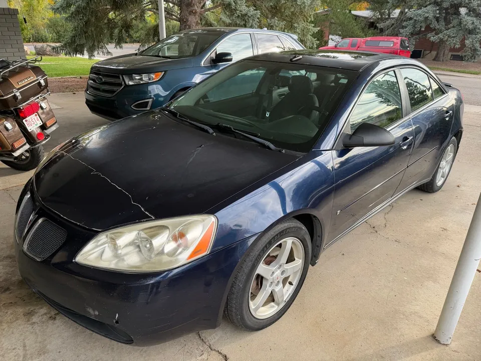 Pontiac G6 2008 photo 2