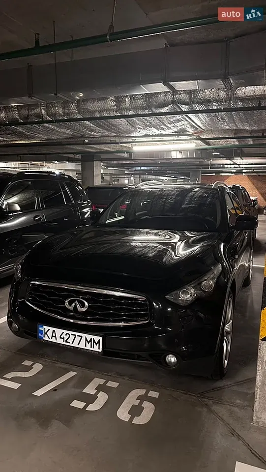 Infiniti Fx37 2011 photo 2