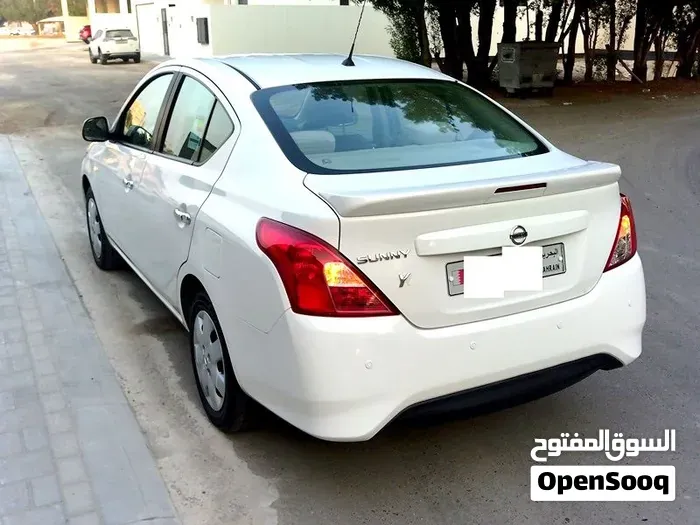 Nissan Sunny 2023 photo 4