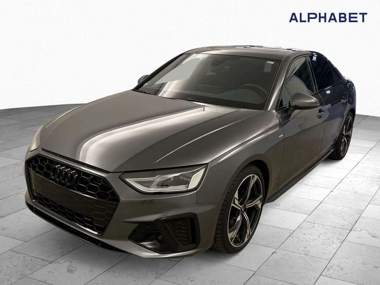 Audi A4 2023 photo 2