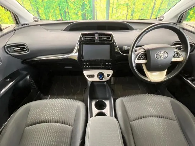 Toyota Prius 2016 photo 2