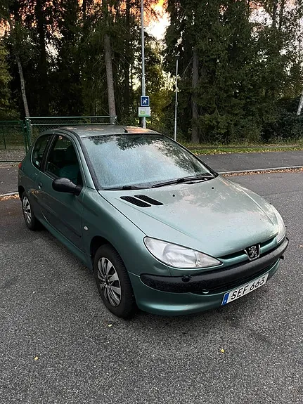 Peugeot 206 2001 photo 2