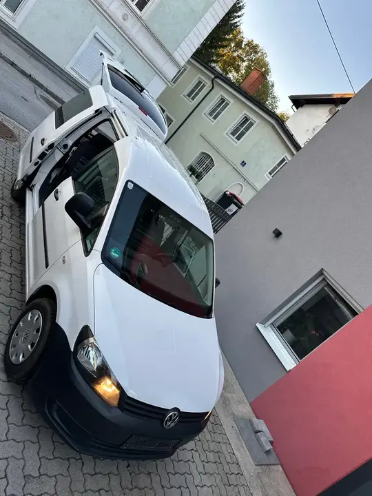 Volkswagen Caddy 2015 photo 2