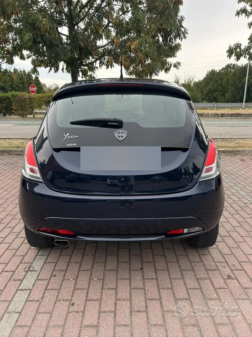 Lancia Ypsilon 2019 photo 2