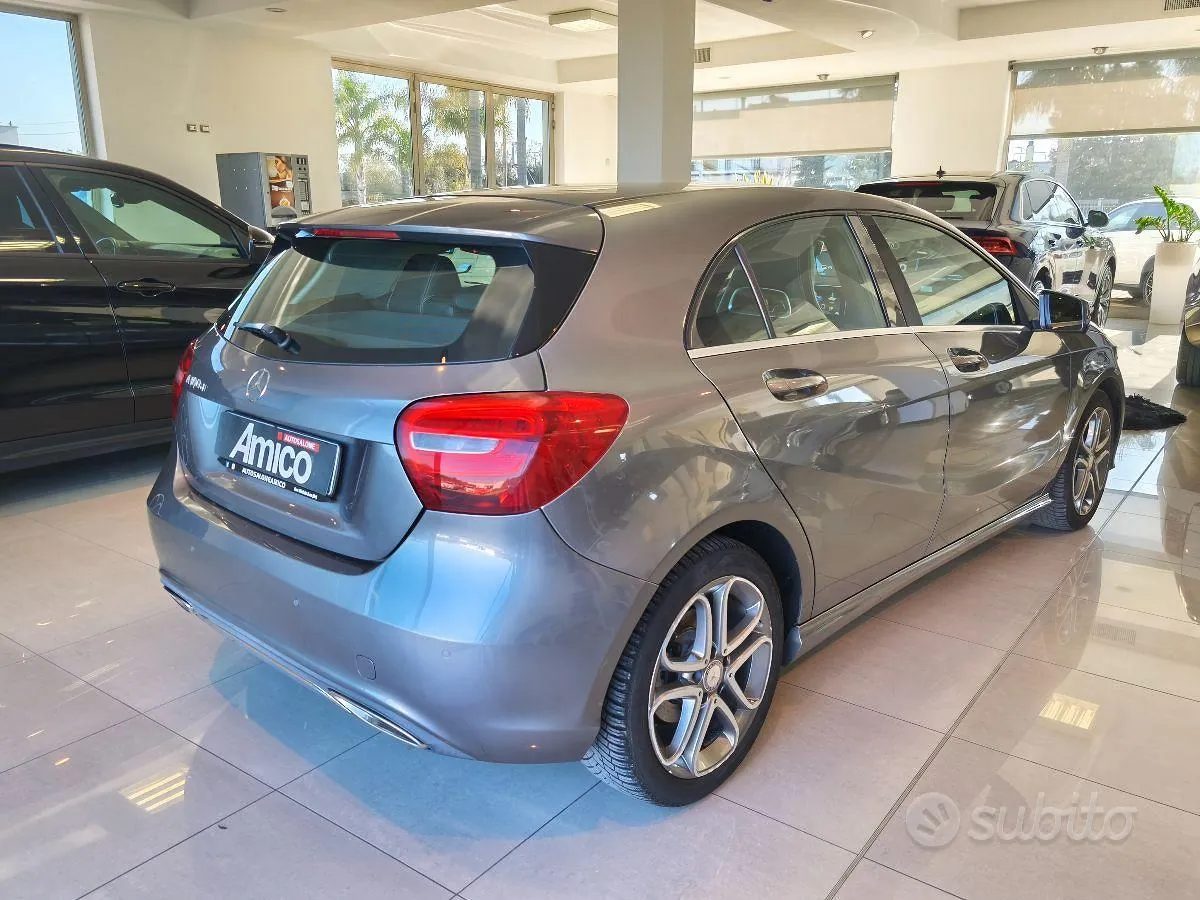 Mercedes-Benz A 180 2015 photo 5