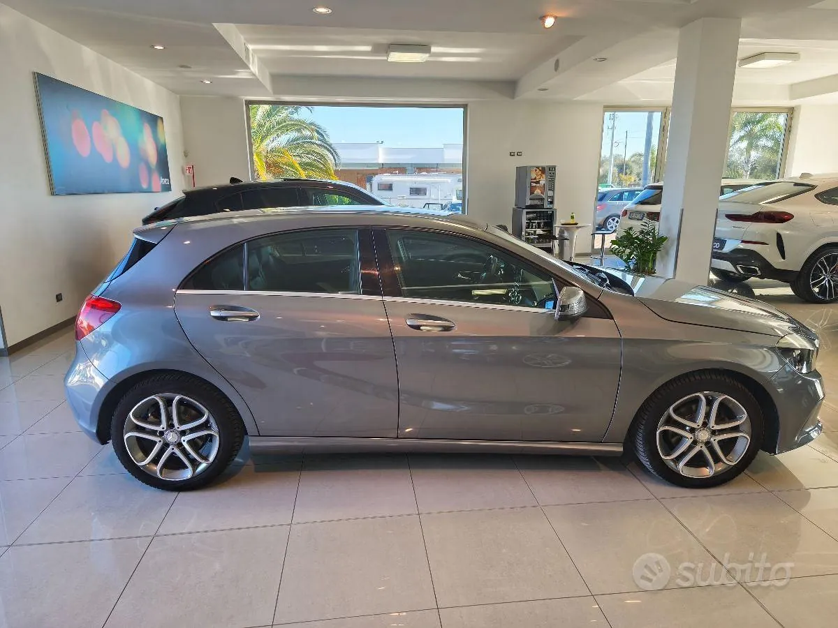 Mercedes-Benz A 180 2015 photo 4
