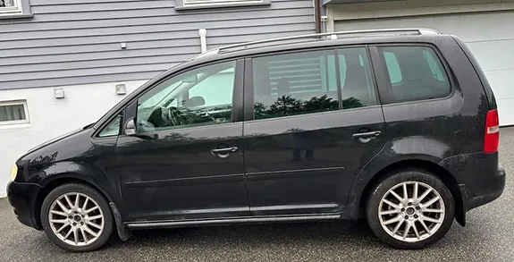 Volkswagen Touran 2004 photo 4