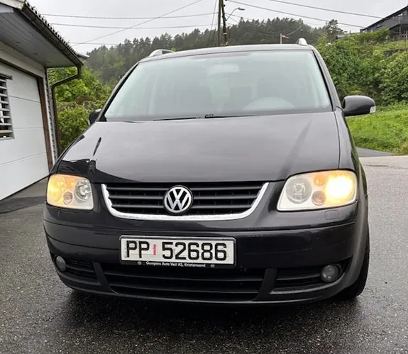 Volkswagen Touran 2004 photo 3