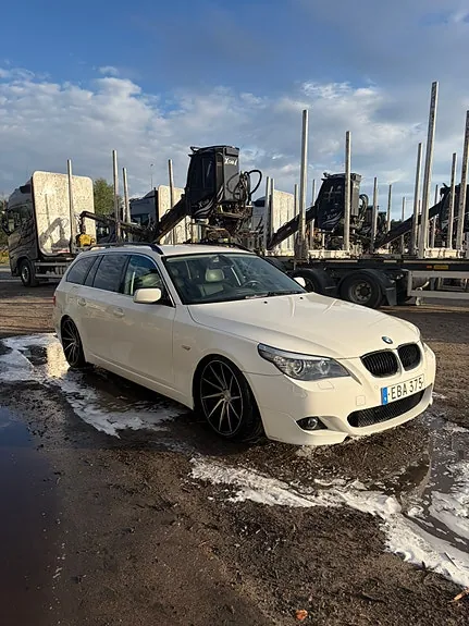 BMW 520D 2009 photo 2