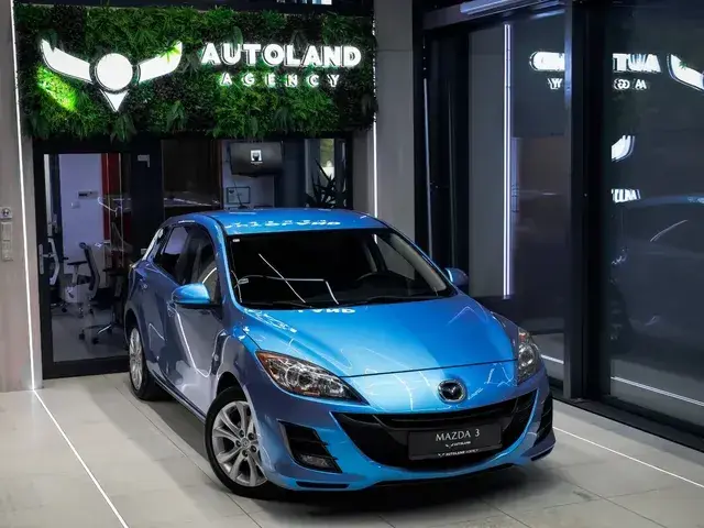 Mazda 3