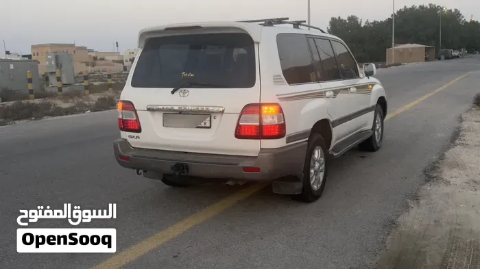 Toyota Land Cruiser 2000 photo 4