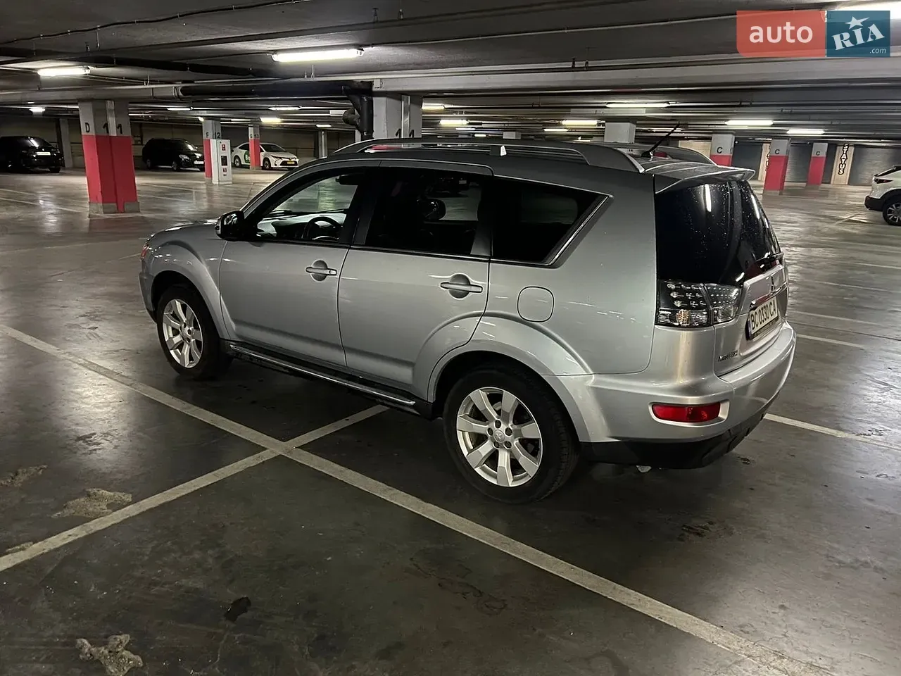 Mitsubishi Outlander 2010 photo 3