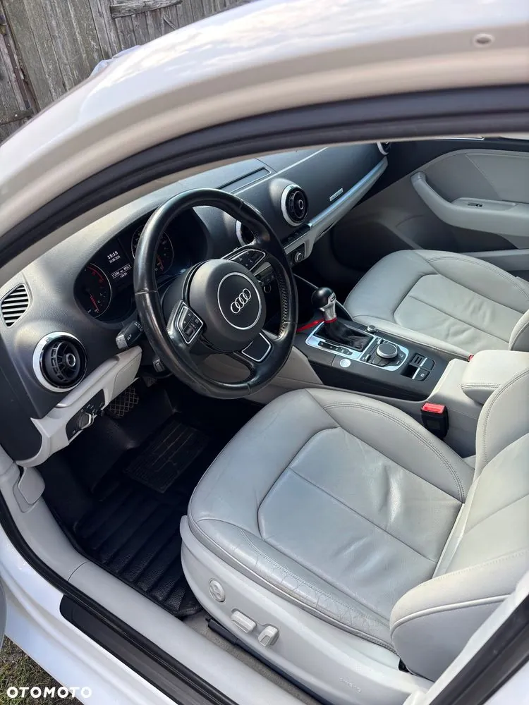 Audi A3 2015 photo 2