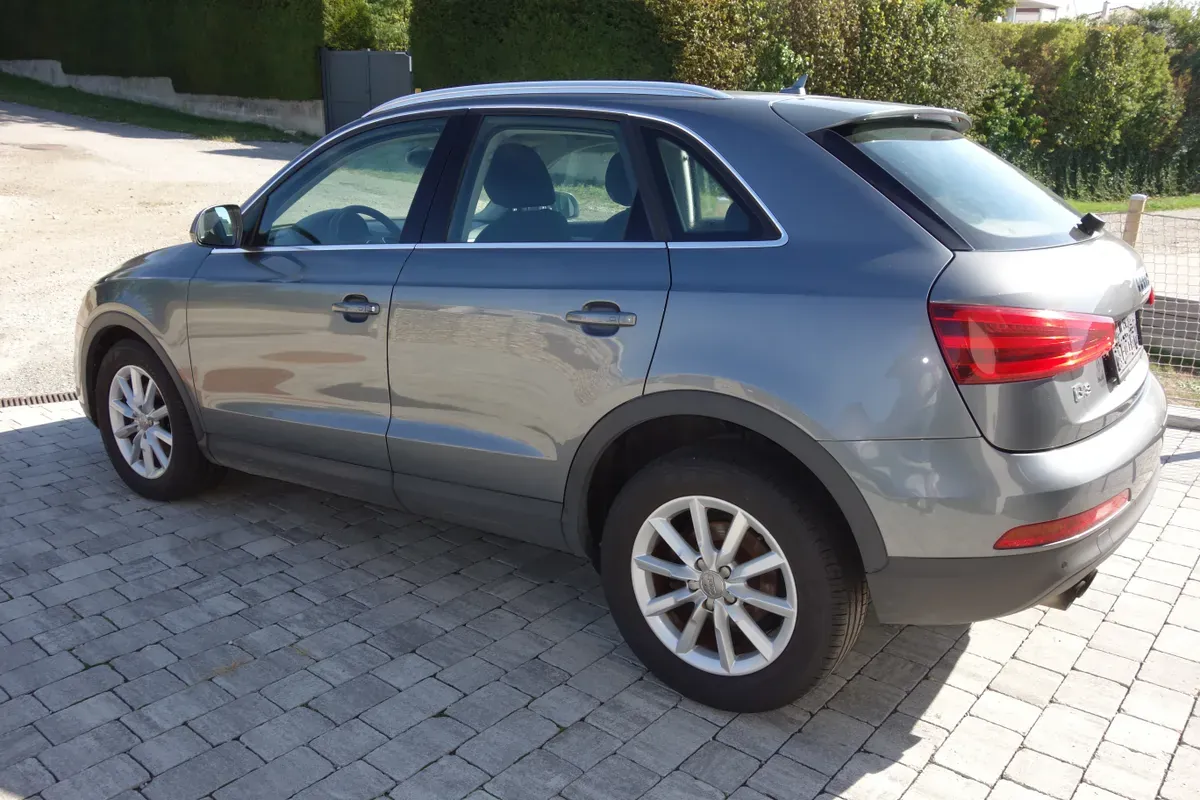 Audi Q3 2012 photo 3