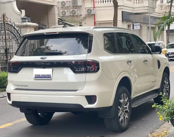 Ford Everest 2024 photo 4