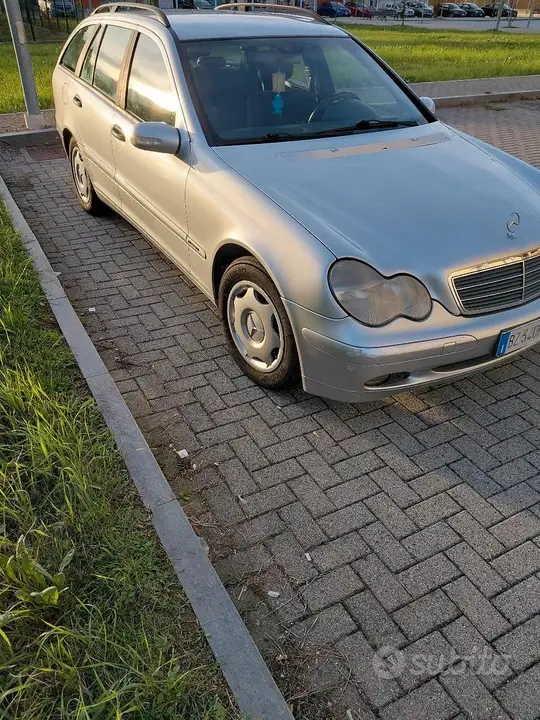 Mercedes-Benz C-Class 2002 photo 3
