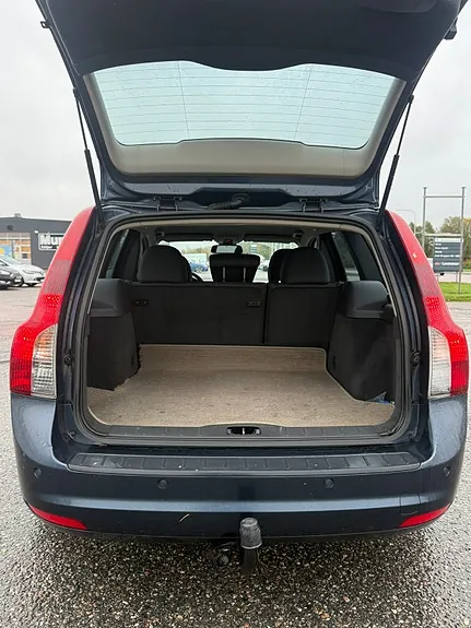 Volvo V50 2011 photo 3