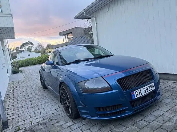 Audi Tt 1999 photo 5