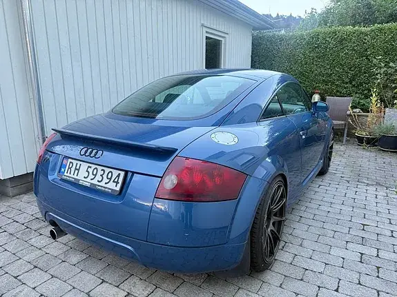 Audi Tt 1999 photo 4
