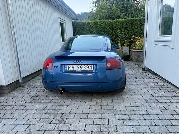 Audi Tt 1999 photo 2