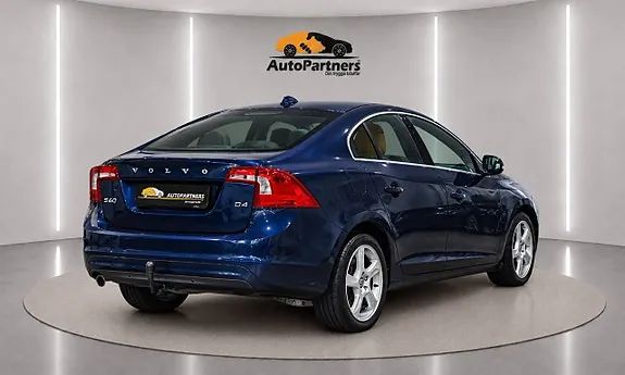Volvo S60 2014 photo 4