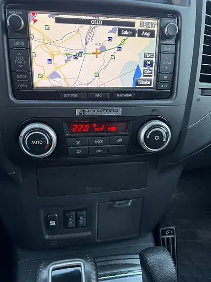 Mitsubishi Pajero 2014 photo 5