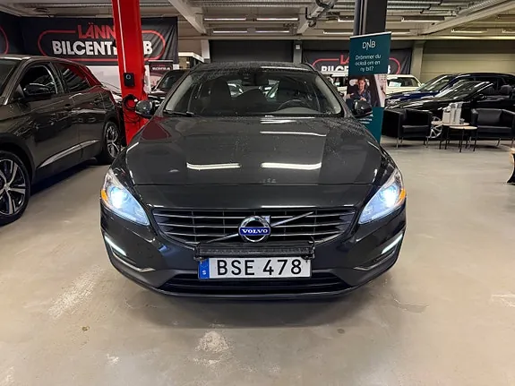 Volvo V60 2015 photo 2