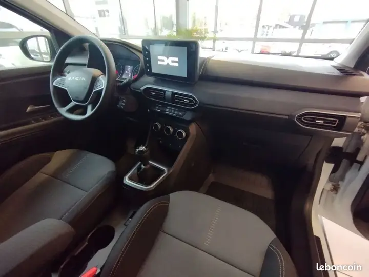 Dacia Jogger 2024 photo 2