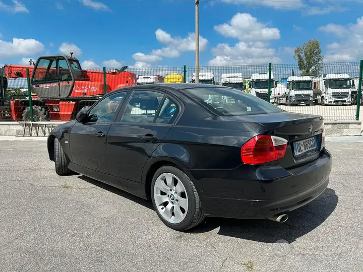 BMW 320D 2007 photo 4