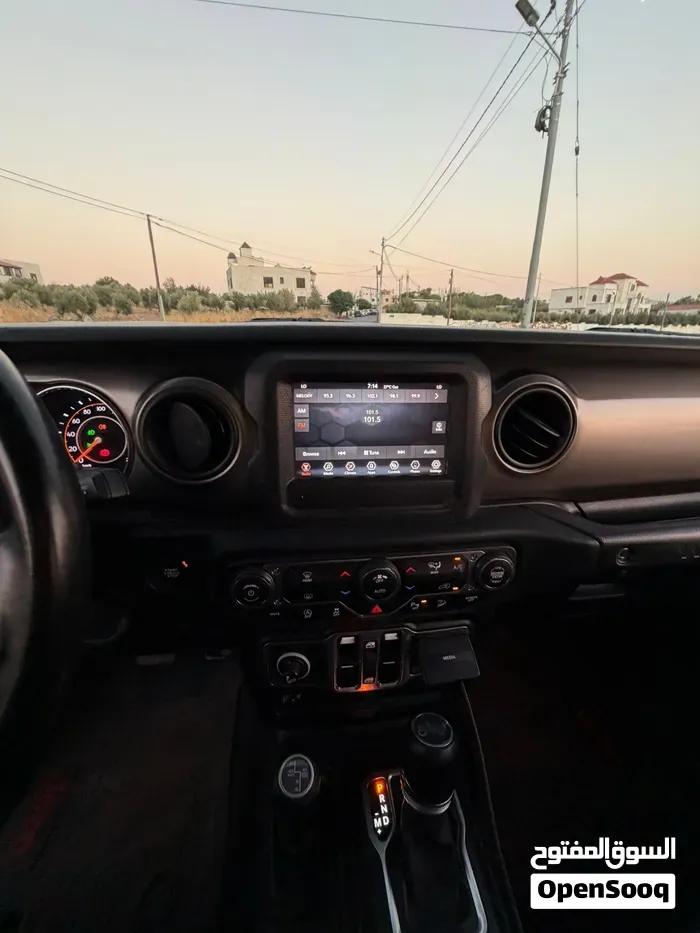 Jeep Wrangler 2018 photo 4