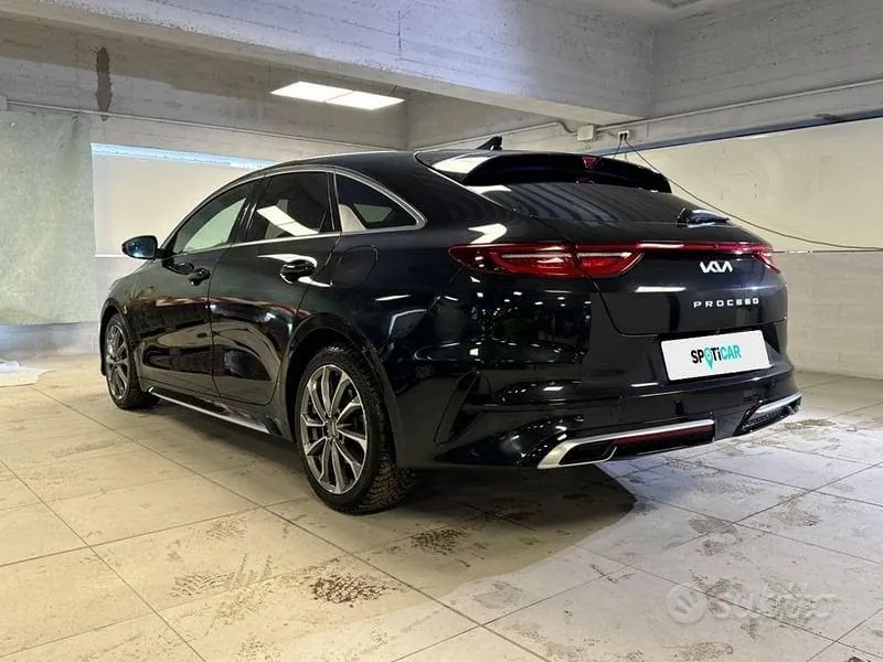 Kia Proceed 2023 photo 3