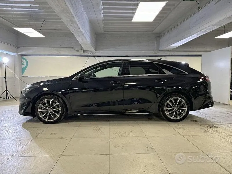 Kia Proceed 2023 photo 2