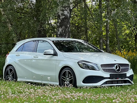 Mercedes-Benz A180 2017 photo 2