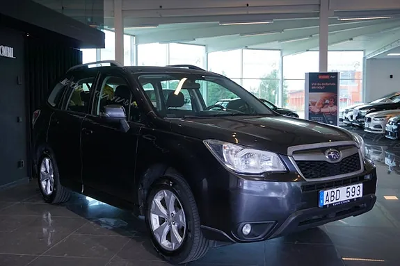 Subaru Forester 2013 photo 2