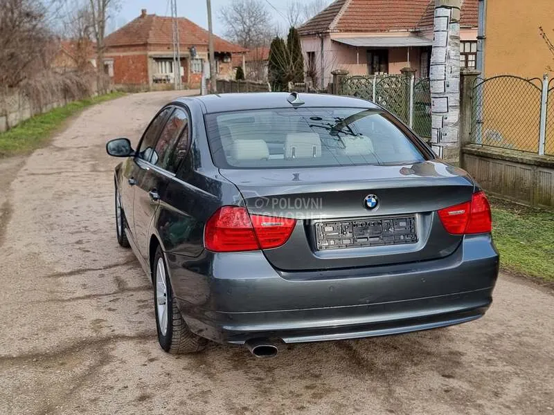 BMW 320 2009 photo 4