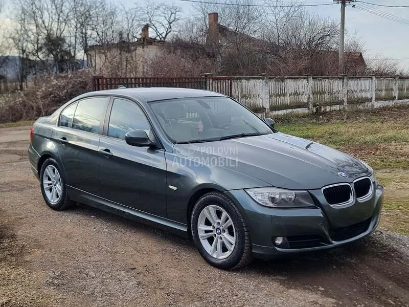 BMW 320 2009 photo 3